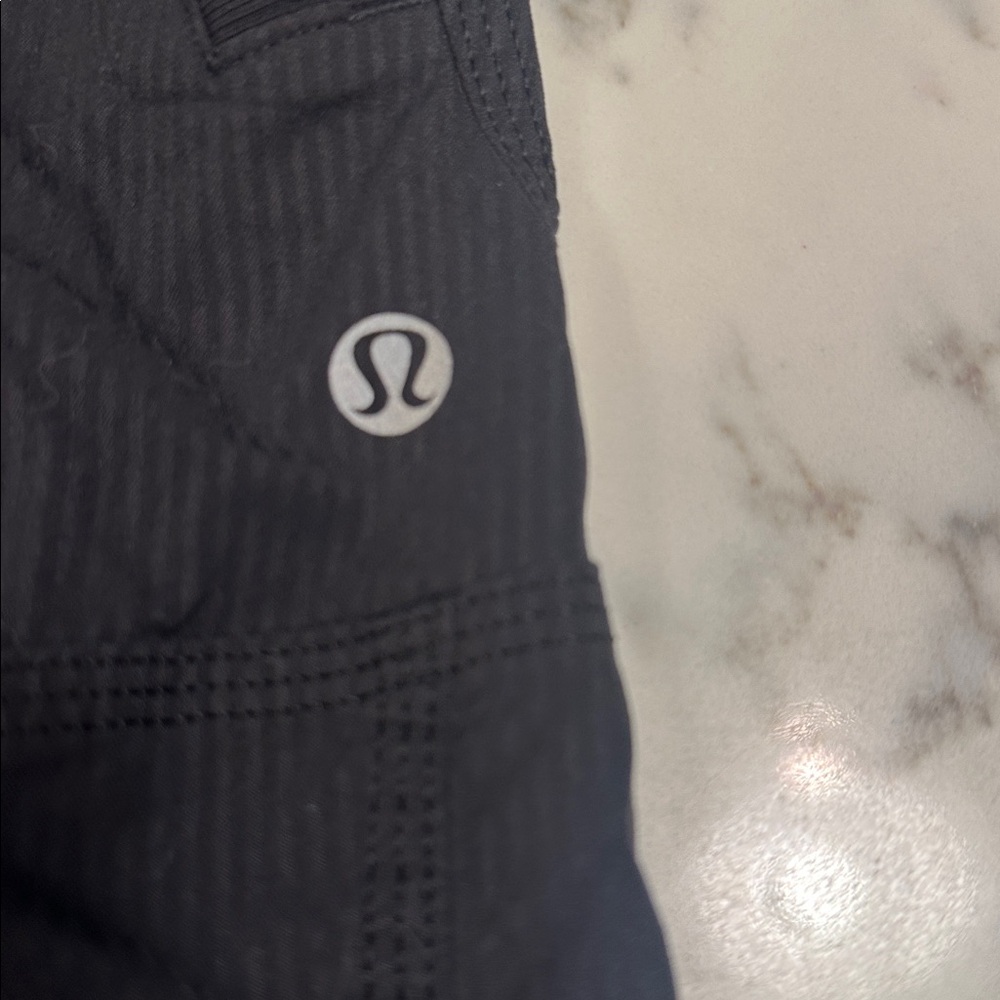 Lululemon Joggers and Tank - Picture 6 of 8